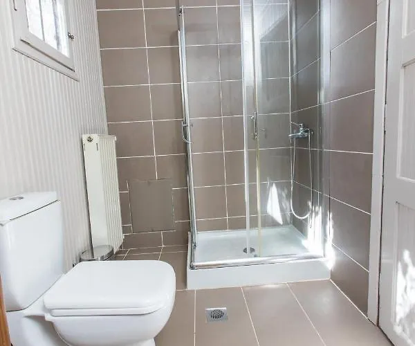 Raise Mountain Casa de Férias Polydrossos